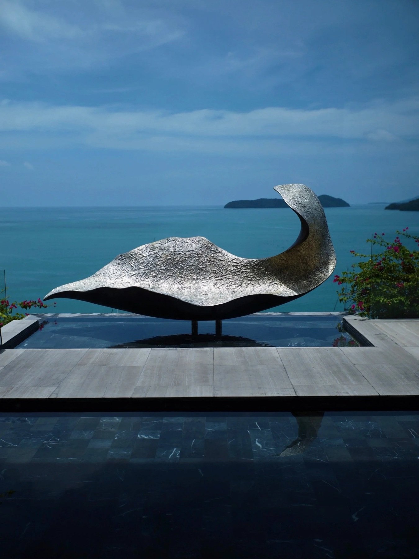 Phuket Travel Guide: Best Luxury Resorts & Beaches