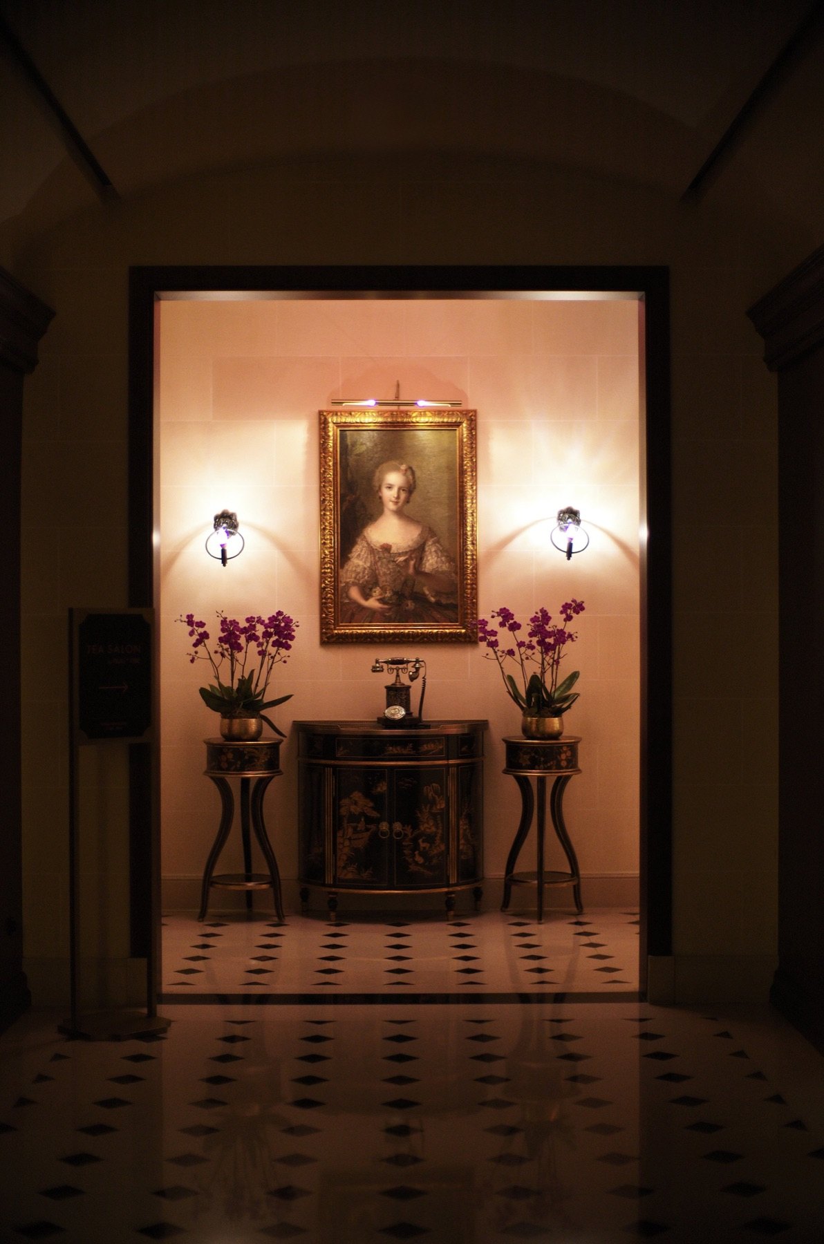 L'Escape Seoul Review: A Designer's Belle Époque Letter